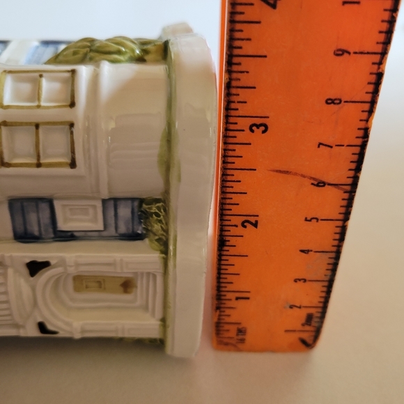 Vintage Otagiri Victorian Row House Cannister 1981 With Lid - Picture 11 of 13